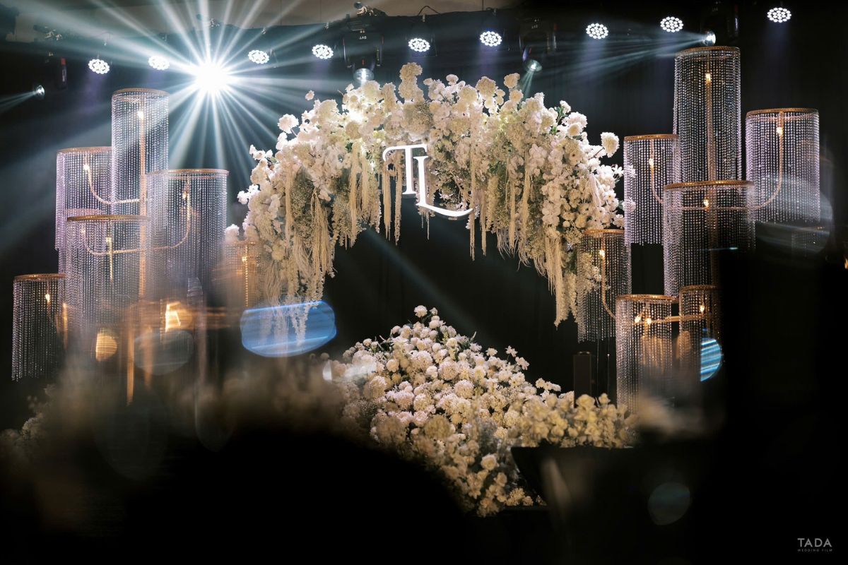 Mẫu trang trí cưới Pullman mang đậm hơi thở sang trọng và thời thượng (Ảnh: Sưu tầm)