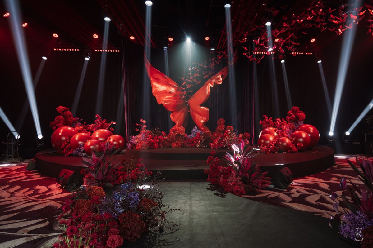 Mẫu trang trí tiệc cưới đa phong cách tại Lotte Hotel Hanoi (Ảnh: Sưu tầm)