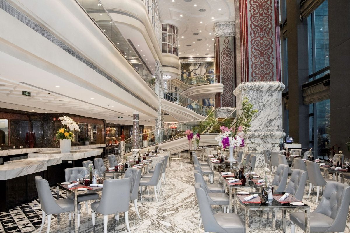 The Reverie Saigon là biểu tượng sang trọng cho tiệc cưới (Ảnh: Sưu tầm)