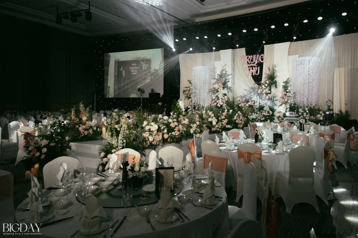 Phòng sông Hồng tại Sheraton Hanoi Hotel (Ảnh: Sưu tầm)