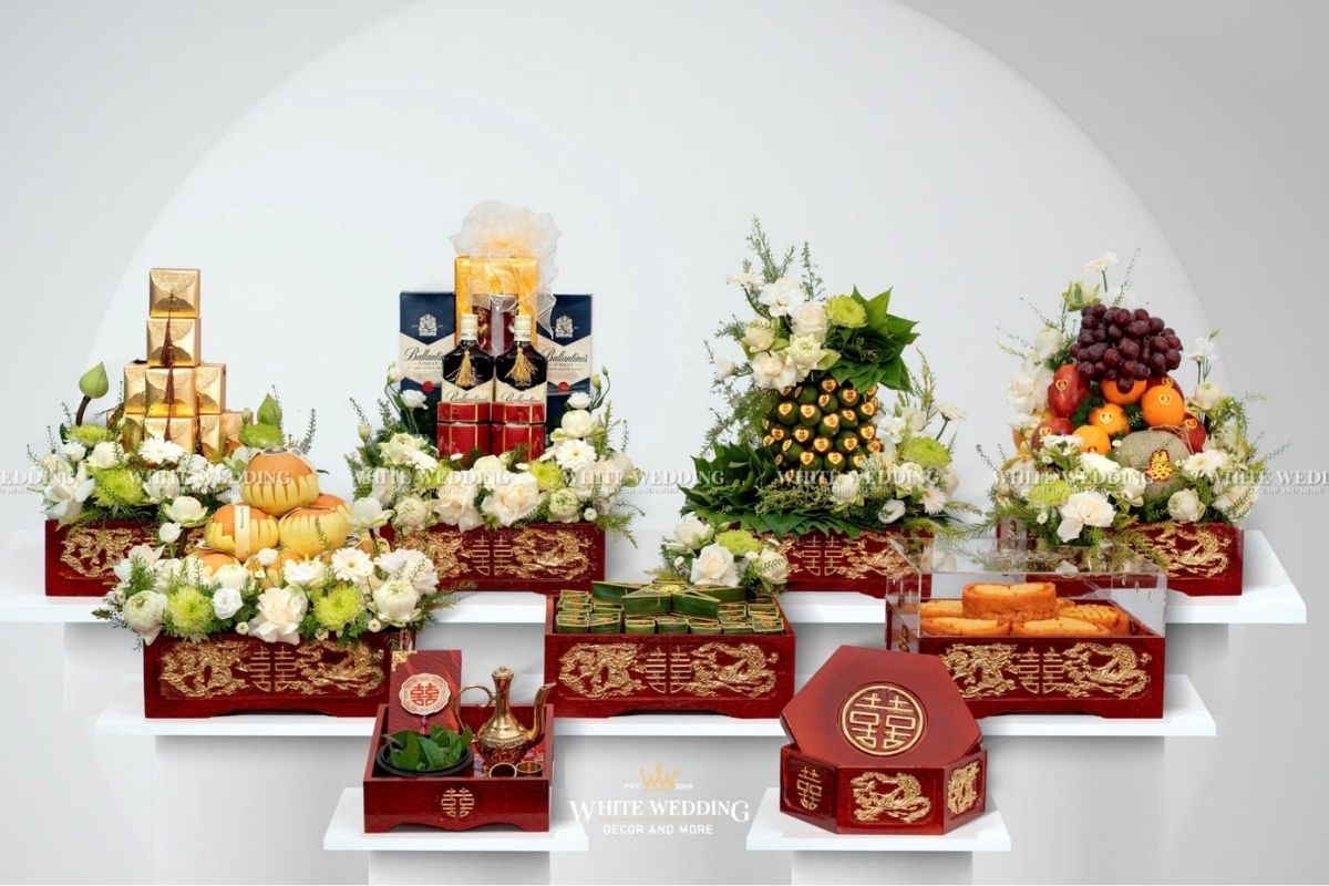Tráp ăn hỏi gói mâm quả tứ quý do White Wedding thực hiện (Ảnh: sưu tầm)