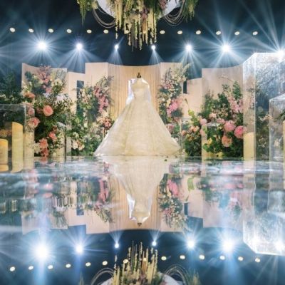 top-10-khach-san-5-sao-to-chuc-tiec-cuoi-sang-trong-tai-ha-noi-cap-nhat-2025