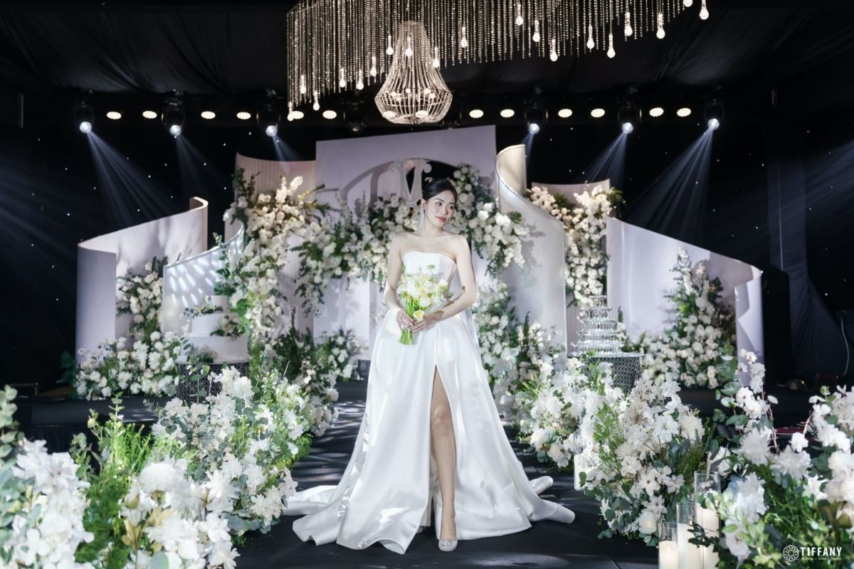 Trang trí tiệc cưới Phương Uyên & Quang Vượng tại Lotte Hanoi Hotel (Ảnh : TIFF)