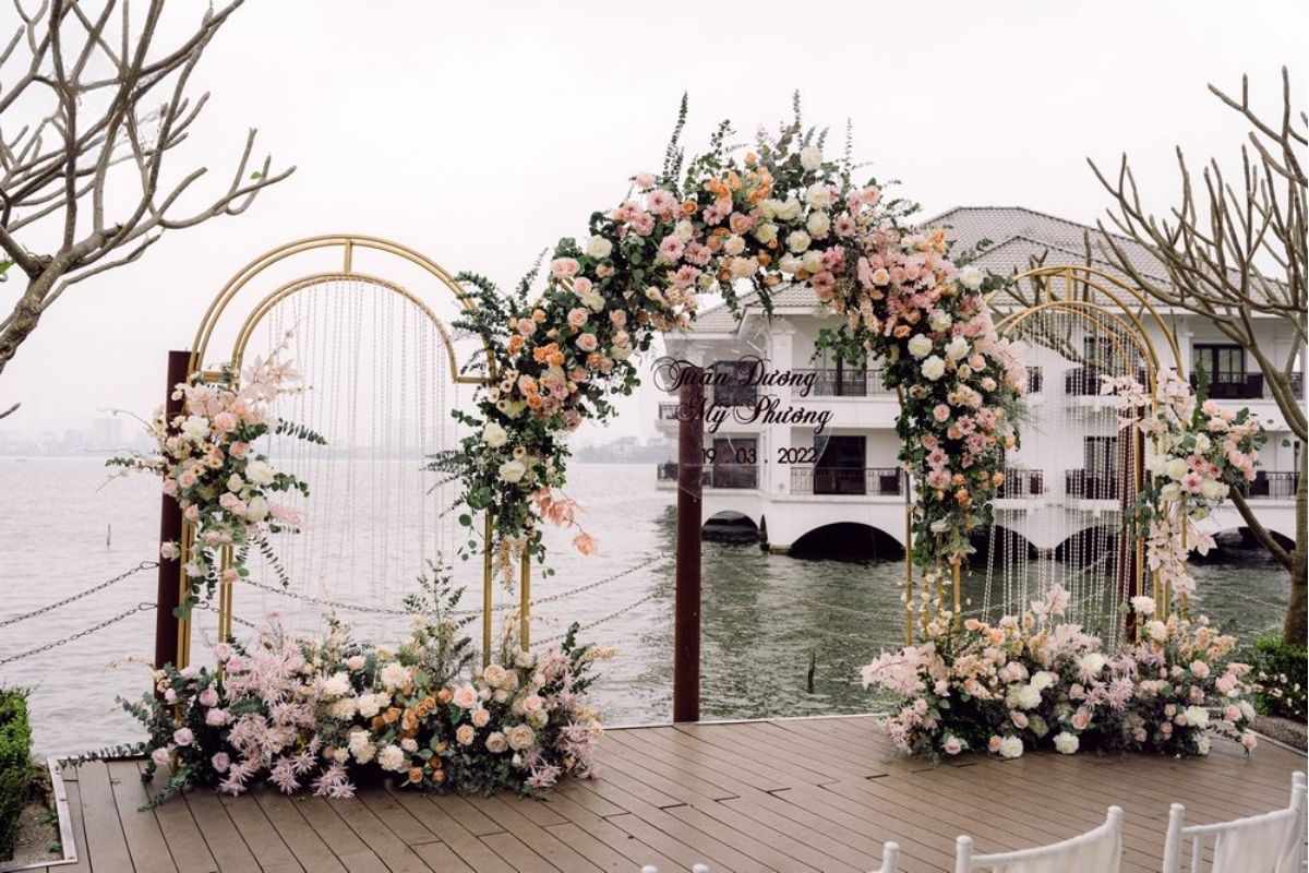 Trang trí tiệc cưới tại InterContinental Hanoi Westlake (Ảnh: Sưu tầm)