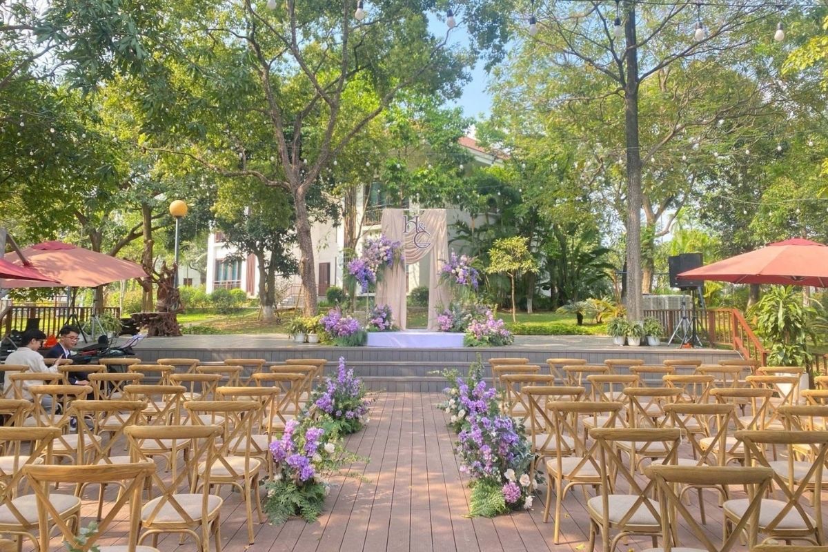 Trang trí đám cưới ngoài trời tại trung tâm hội nghị Quốc gia NCC (Ảnh: NCC)