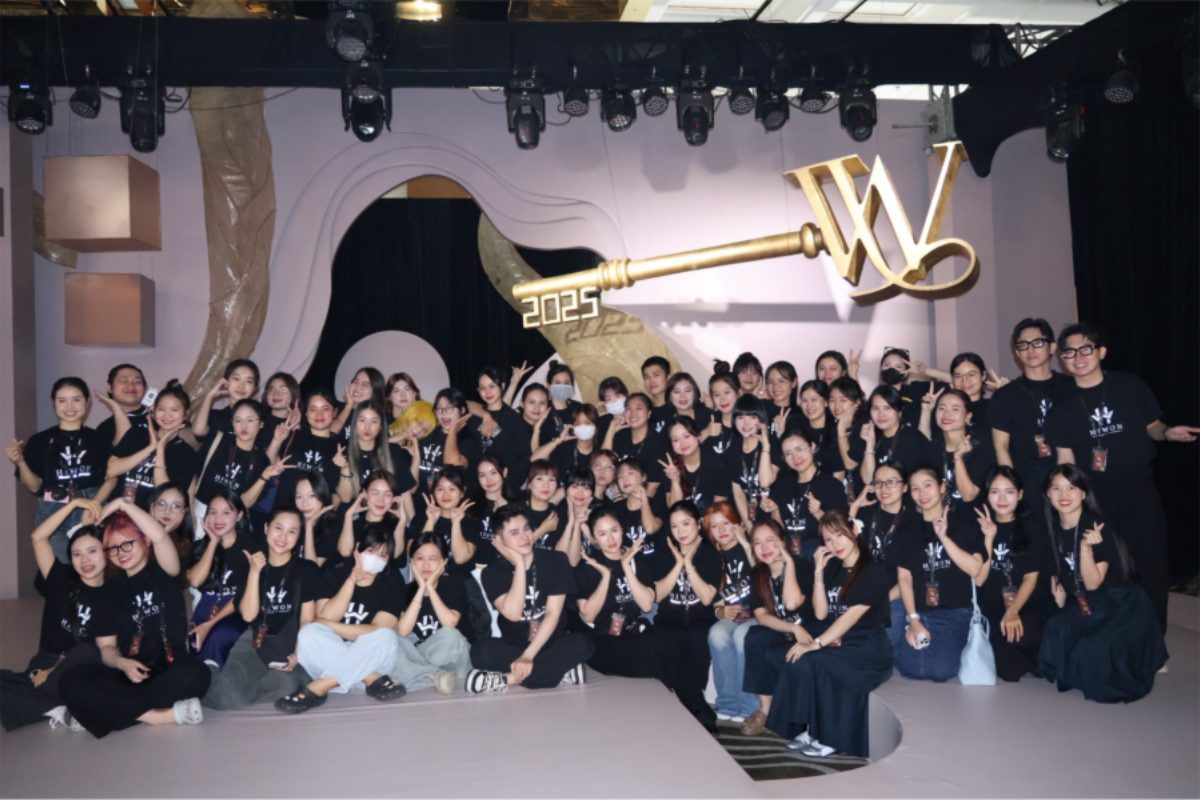 Đội ngũ trang điểm Hiwon Makeup với phong cách chuyên nghiệp và tận tâm. (Ảnh: Sưu tầm)