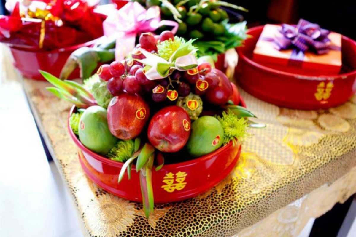 Mâm quả cưới với trái cây đặc sản miền Tây, mang đậm hương vị và màu sắc của vùng sông nước. (Ảnh: Sưu tầm) 