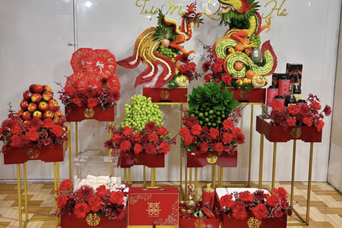 Mâm quả cưới cao cấp dành cho đám cưới lớn mang phong cách hiện đại và tinh tế. (Ảnh: Sưu tầm) 