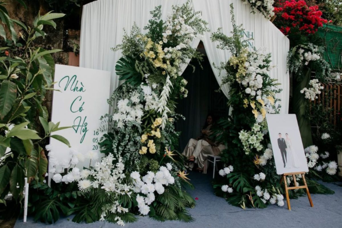 Không gian rạp cưới luxury sang trọng với tông màu xanh trắng chủ đạo (Ảnh: Sưu tầm) 