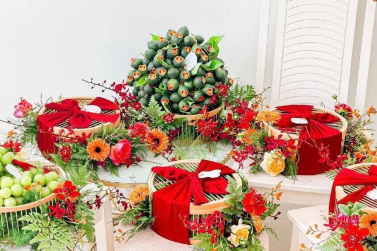 Số lượng mâm quả cưới ở miền Tây có thể từ4-6-8, tùy thuộc vào yêu cầu của gia đình và nghi thức cưới hỏi. (Ảnh: Sưu tầm) 