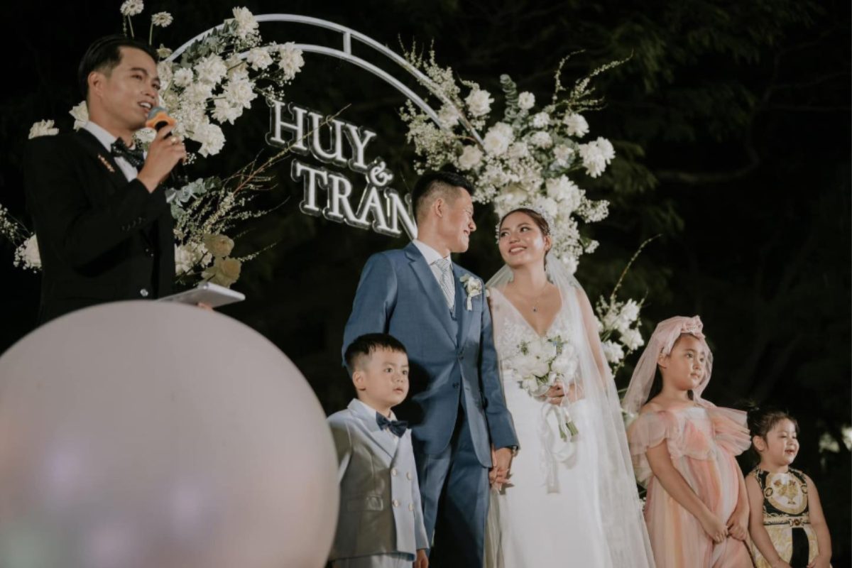 Makeup nhẹ nhàng – hiện đại cho cô dâu do MUA Kha Duy Lê thực hiện. (Ảnh: TIFF.vn)