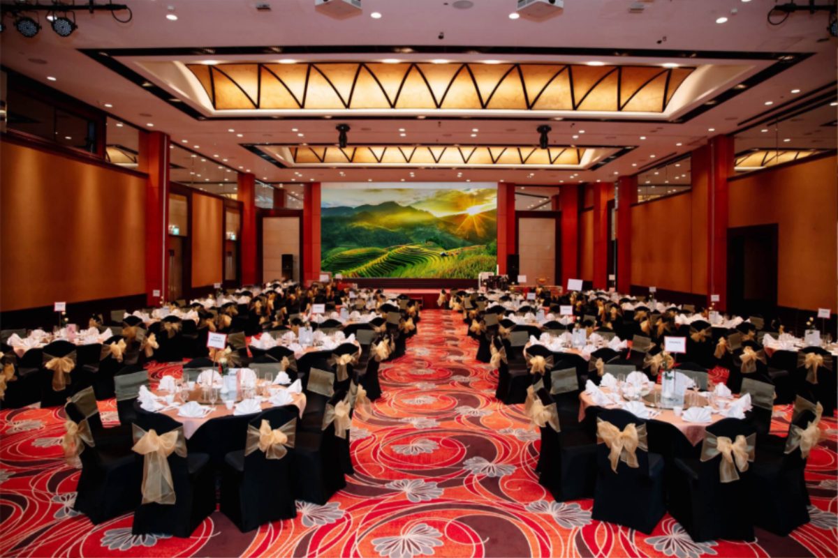 Không gian tiệc cưới ấm cúng tại Hotel Equatorial Ho Chi Minh City. (Ảnh: Sưu tầm)