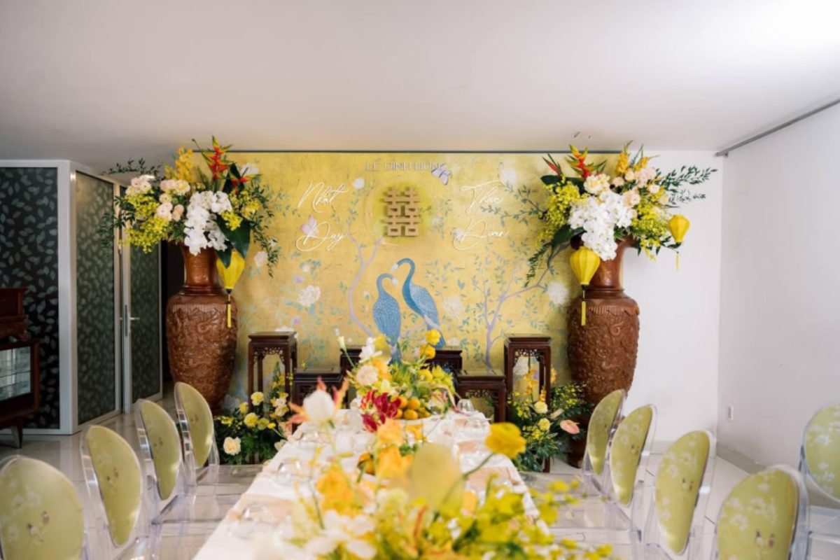 Trang trí bàn thờ gia tiên đám cưới phong cách sang trọng. (Ảnh: Sưu tầm)