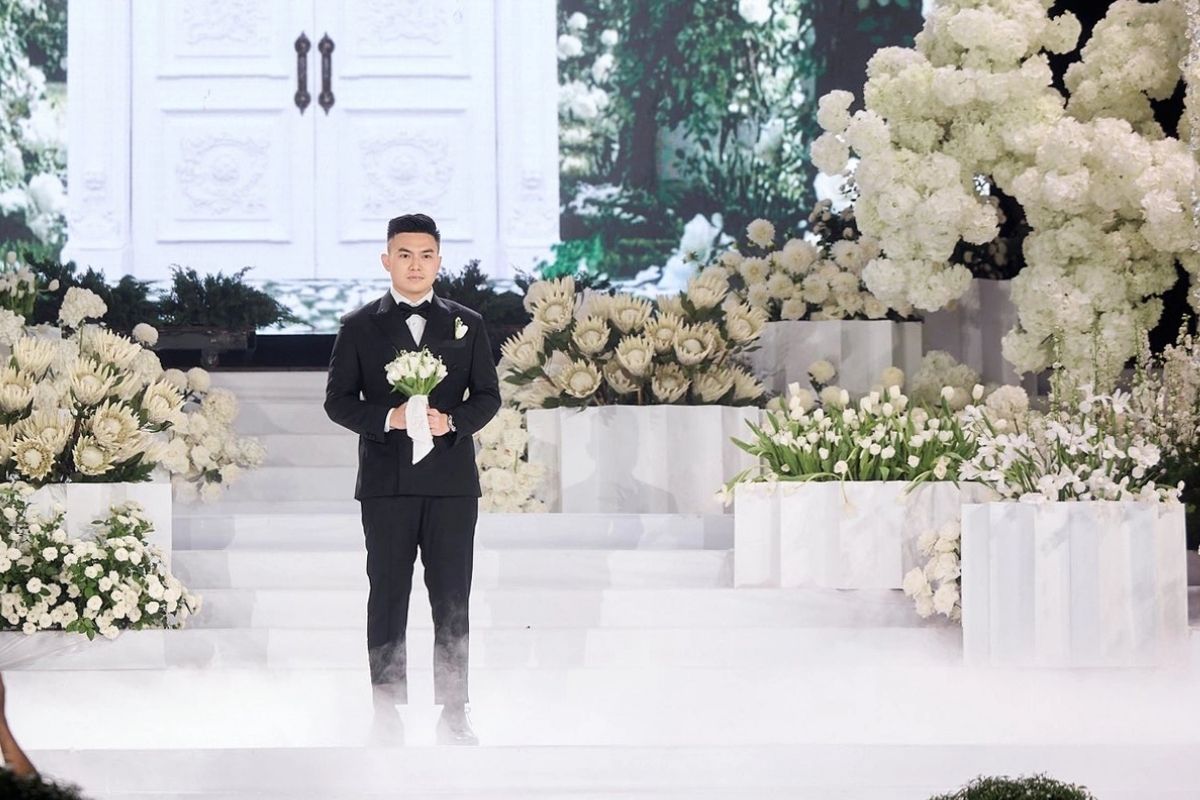 Việc tham khảo các đơn vị cung cấp suit cưới tại SG uy tín là bước quan trọng để đảm bảo ngày trọng đại hoàn hảo. (ẢNH: Sưu tầm)