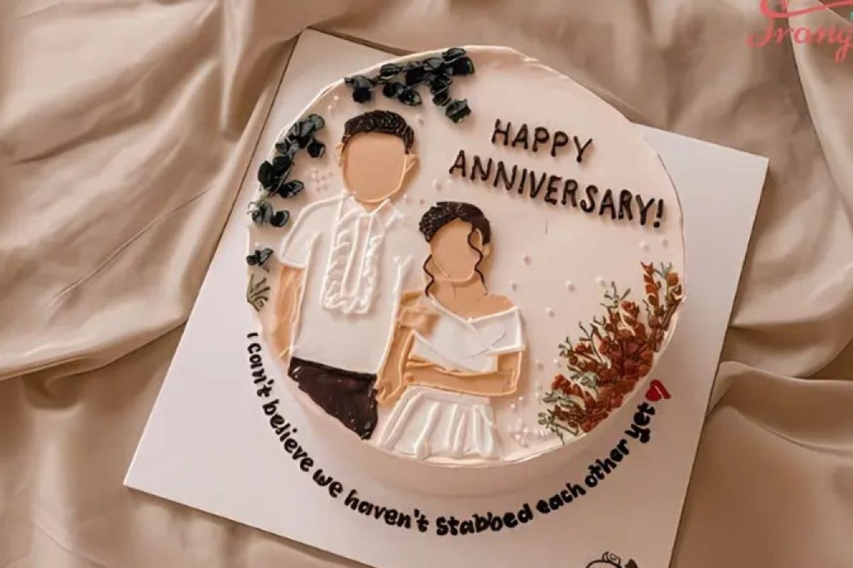 Chiếc bánh nhỏ gửi gắm lời chúc kỷ niệm ngày cưới riêng (Ảnh: Sưu tầm)