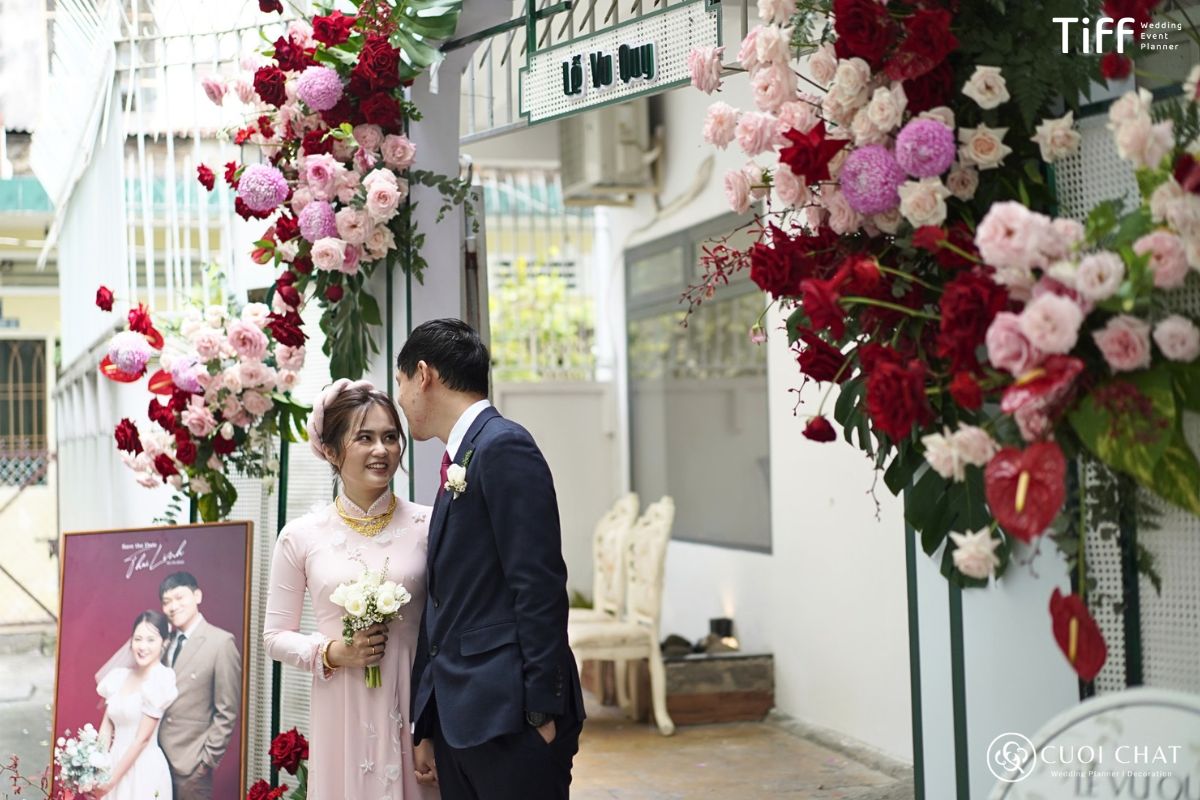 Chú rể hứa chăm sóc cô dâu sống nghĩa tình (ẢNH: TIFF)