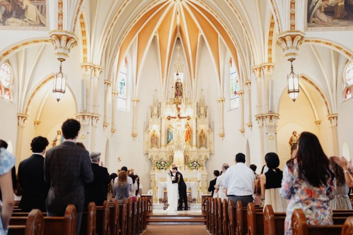 Chuẩn bị lãnh nhận bí tích hôn nhân là hành trình đức tin (Ảnh: Sưu tầm)