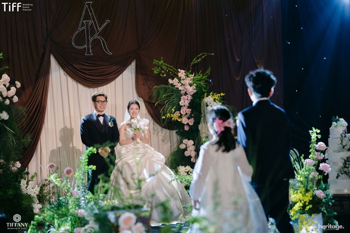 Đám cưới hiện đại mở rộng trải nghiệm với concept decor âm nhạc (Ảnh: TIFF)