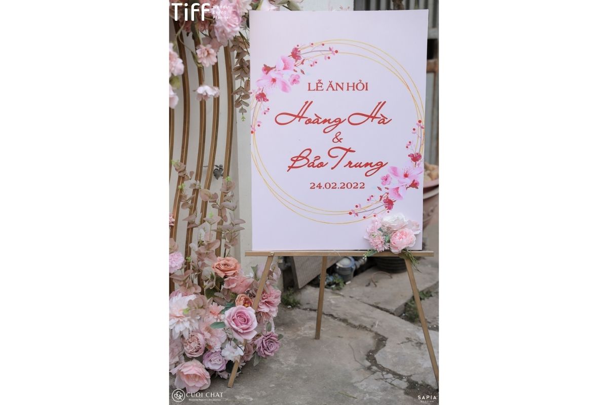 Gam pastel hồng tím vàng kem mang lại không gian cưới trong trẻo (Ảnh: TIFF)