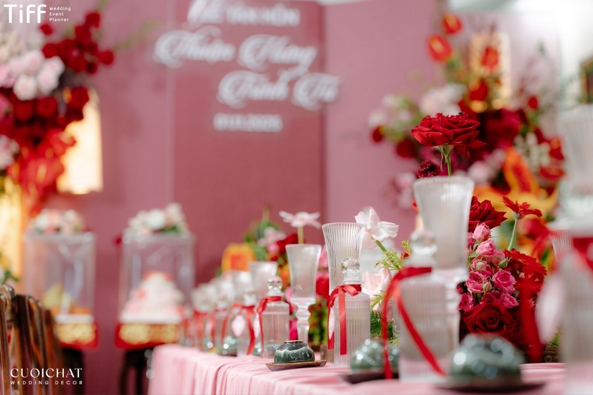 Hiểu ý nghĩa hoa bàn cưới để gửi gắm trọn thông điệp yêu (Ảnh: TIFF)