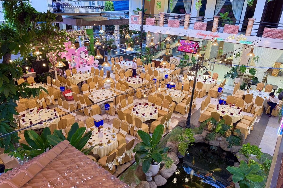 Hương Huyền Xả Gió nổi tiếng với thực đơn Việt Hoa đặc sắc (Ảnh: Sưu tầm)