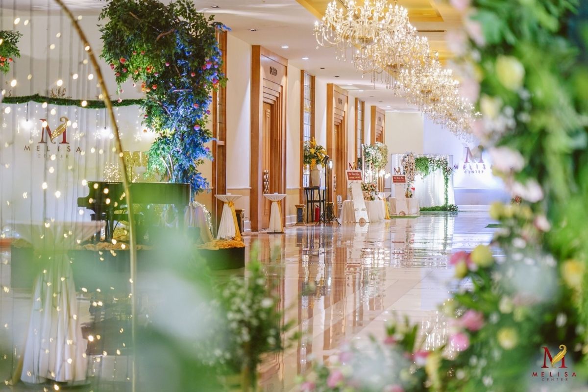 Melisa Center nổi tiếng với khu vực đón khách sang trọng như khách sạn 5-6 sao, tạo ấn tượng ngay từ lối vào (Ảnh: Sưu tầm)