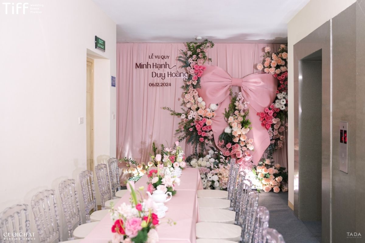 Phông cưới hồng pastel mang lại cảm giác nhẹ nhàng ngọt ngào (Ảnh: TIFF)