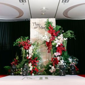 Trang trí tiệc cưới Thảo & Max tại Trung tâm Hội Nghị Quốc gia