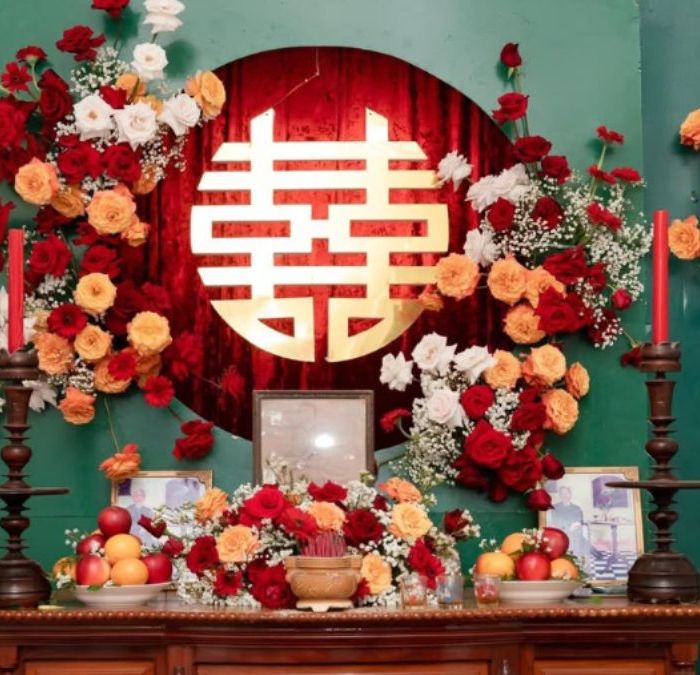 mẫu trang trí bàn thờ gia tiên đám cưới