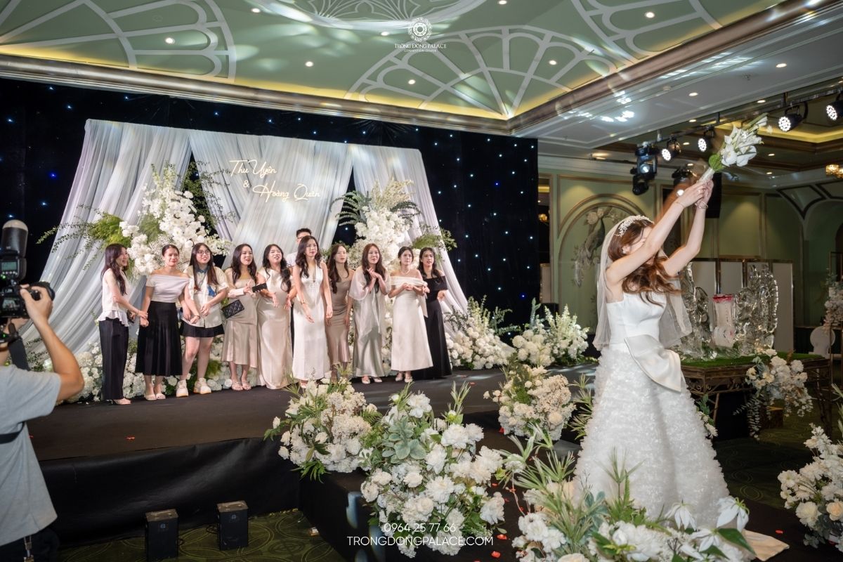 Kinh nghiệm, lưu ý khi đặt tiệc cưới tại Trống Đồng Palace Cảnh Hồ (Ảnh: Trống Đồng Palace)