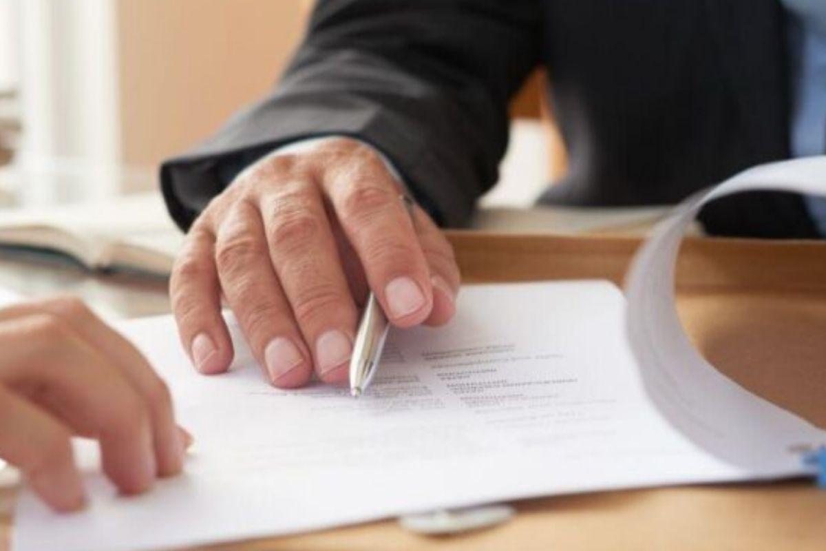 Bất kỳ điều gì được thỏa thuận bằng lời hãy yêu cầu viết vào hợp đồng hoặc đính kèm phụ lục.(ẢNH: Sưu tầm)