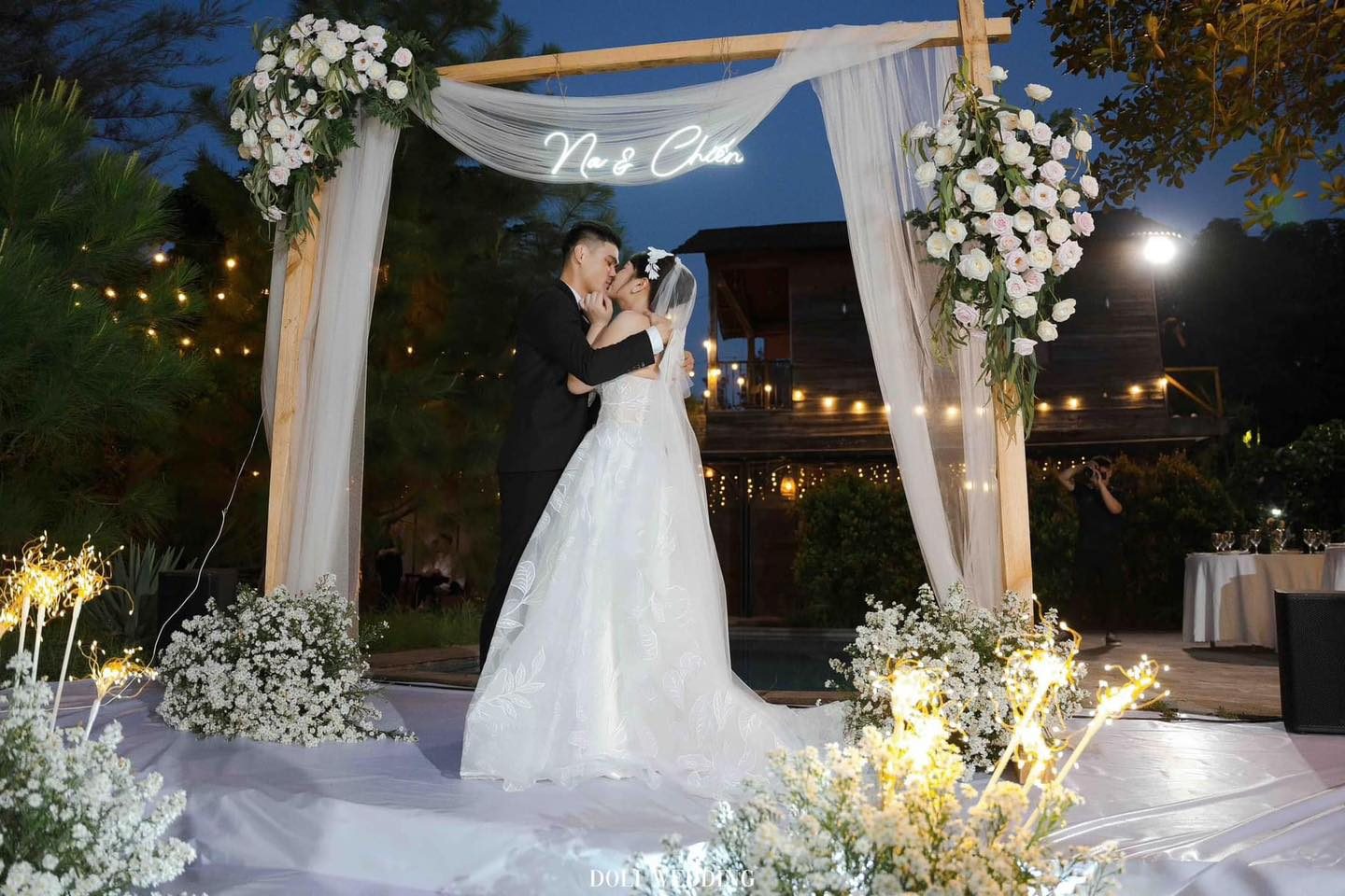 Phim trường Rustic là địa điểm phù hợp cho các cặp đôi muốn có concept gần gũi với thiên nhiên (Ảnh: sưu tầm)