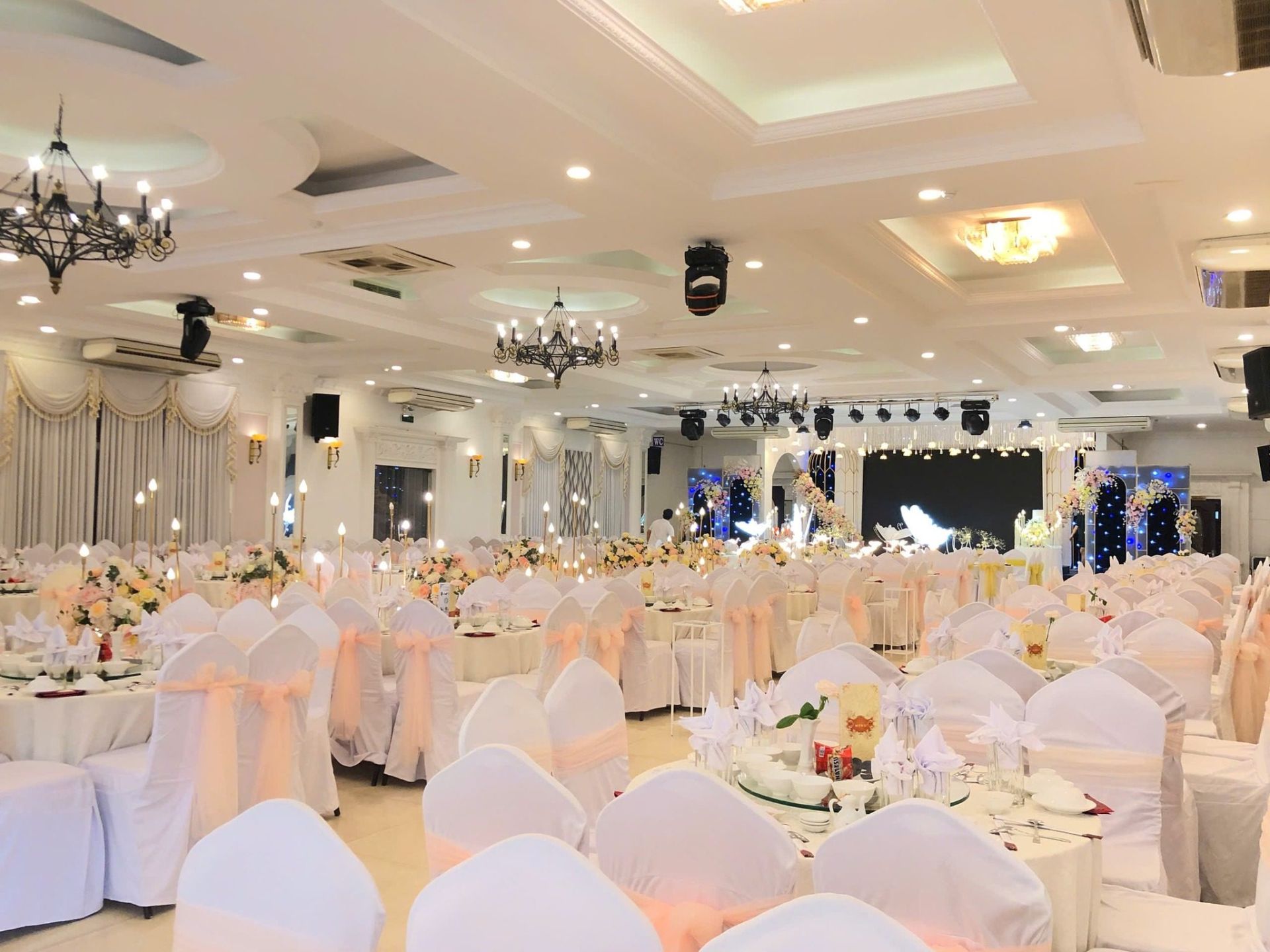 Minh Phú là nhà hàng tiệc cưới truyền thống, lâu đời và uy tín tại Quận 9 (Ảnh: sưu tầm)