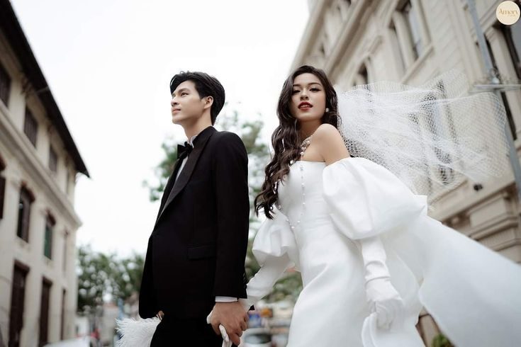 Lựa chọn nhiều bộ trang phục cho buổi chụp để có thể thử đa dạng các concept (Ảnh: sưu tầm)