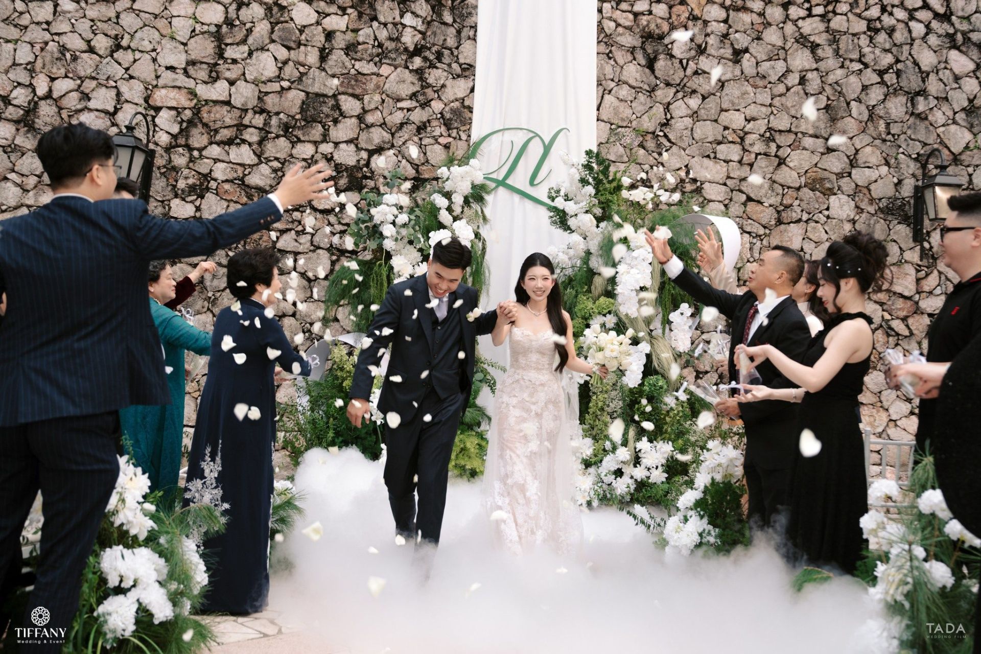 Wedding ceremony có thể linh hoạt điều chỉnh tùy theo văn hóa gia đình và phong cách tổ chức (Ảnh: TIFF.vn)