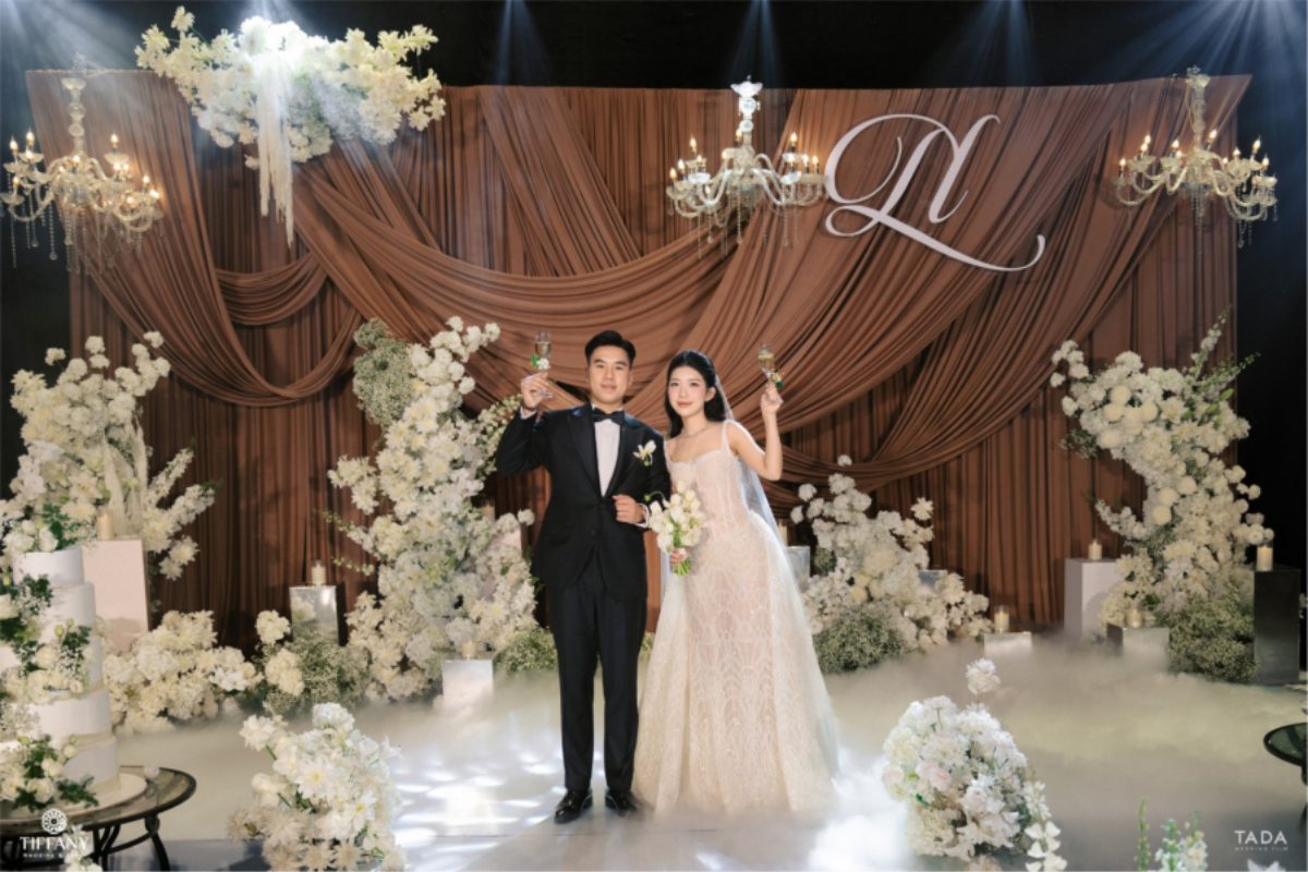 Thiết kế concept tiệc cưới khách sạn cao cấp bởi Tiffany Wedding & Event. (Ảnh: TIFF.vn) 