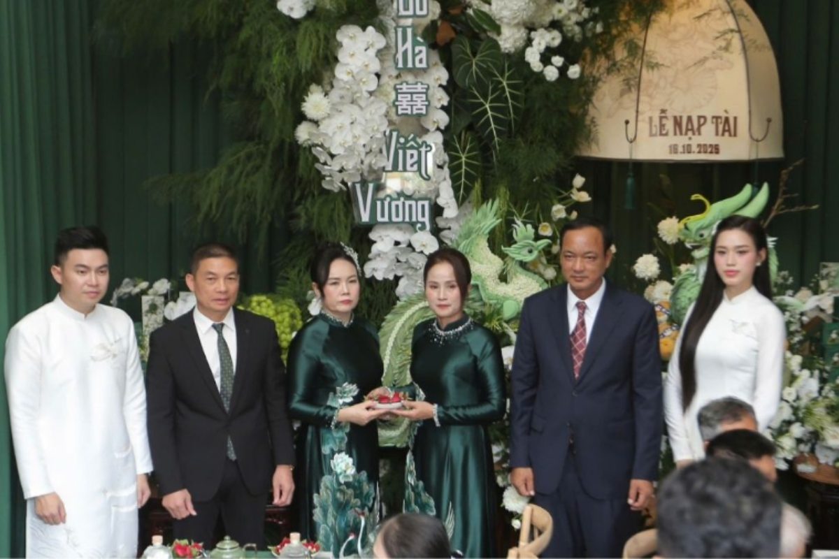 Tiền thách cưới mang ý nghĩa chúc phúc và trở thành vốn khởi đầu hôn nhân cho cô dâu chú rể trong xu hướng cưới hiện đại 2026. (Ảnh: Sưu tầm) 