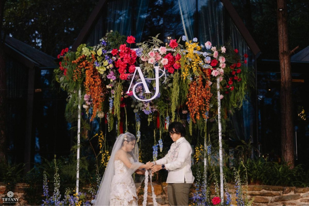 Đám cưới tại Sài Gòn được tổ chức gọn gàng với ngân sách 150–250 triệu, tập trung vào tiệc cưới và nghi lễ cơ bản (Ảnh: TIFF.vn) 