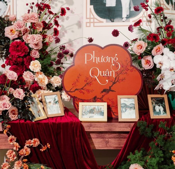 Bàn gallery tiệc cưới
