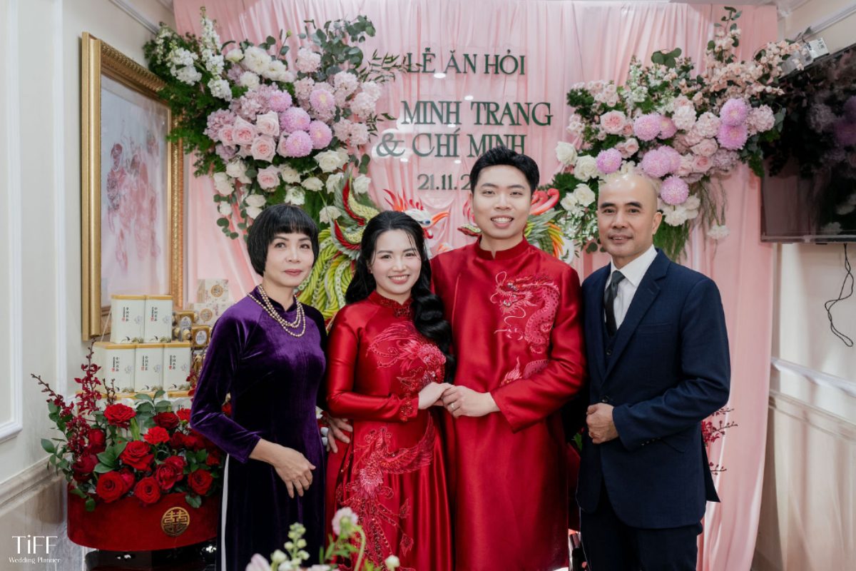 Hiểu đúng phong tục từng vùng giúp hai gia đình dễ dàng thống nhất, tránh hiểu lầm không đáng có. (ẢNH: TIFF.vn)