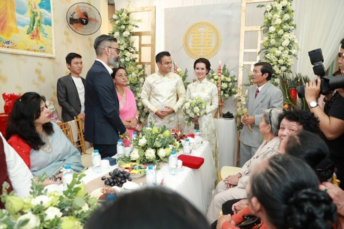 Bài phát biểu nhà trai trong lễ ăn hỏi có thể linh hoạt về độ dài và cách diễn đạt (Ảnh: sưu tầm)