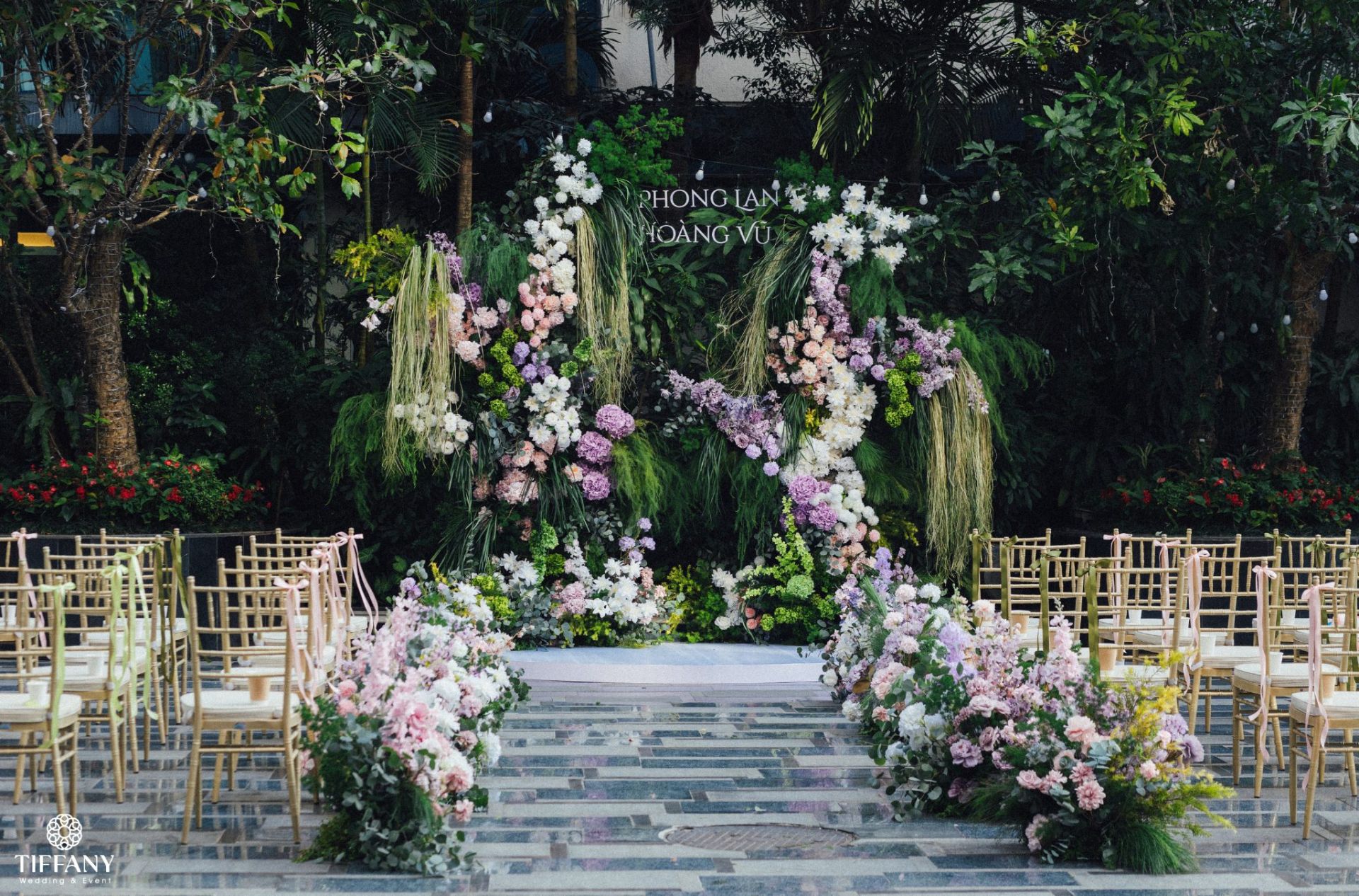 trang-tri-tiec-cuoi-lan-vu-tai-sheraton-hanoi-west