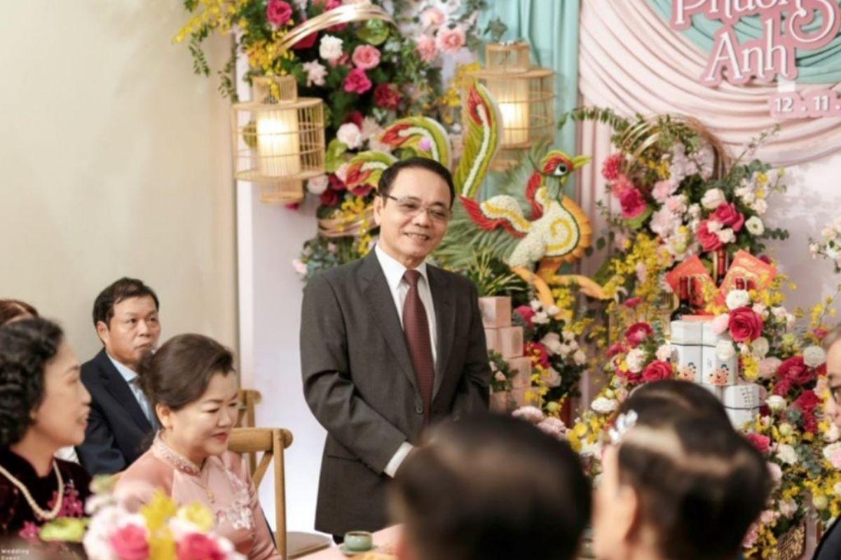 Bài phát biểu đám cưới họ nhà gái thường diễn ra ngay sau khi đại diện nhà trai phát biểu xin dâu hoặc tại buổi tiệc chính (Ảnh: TIFF.vn)