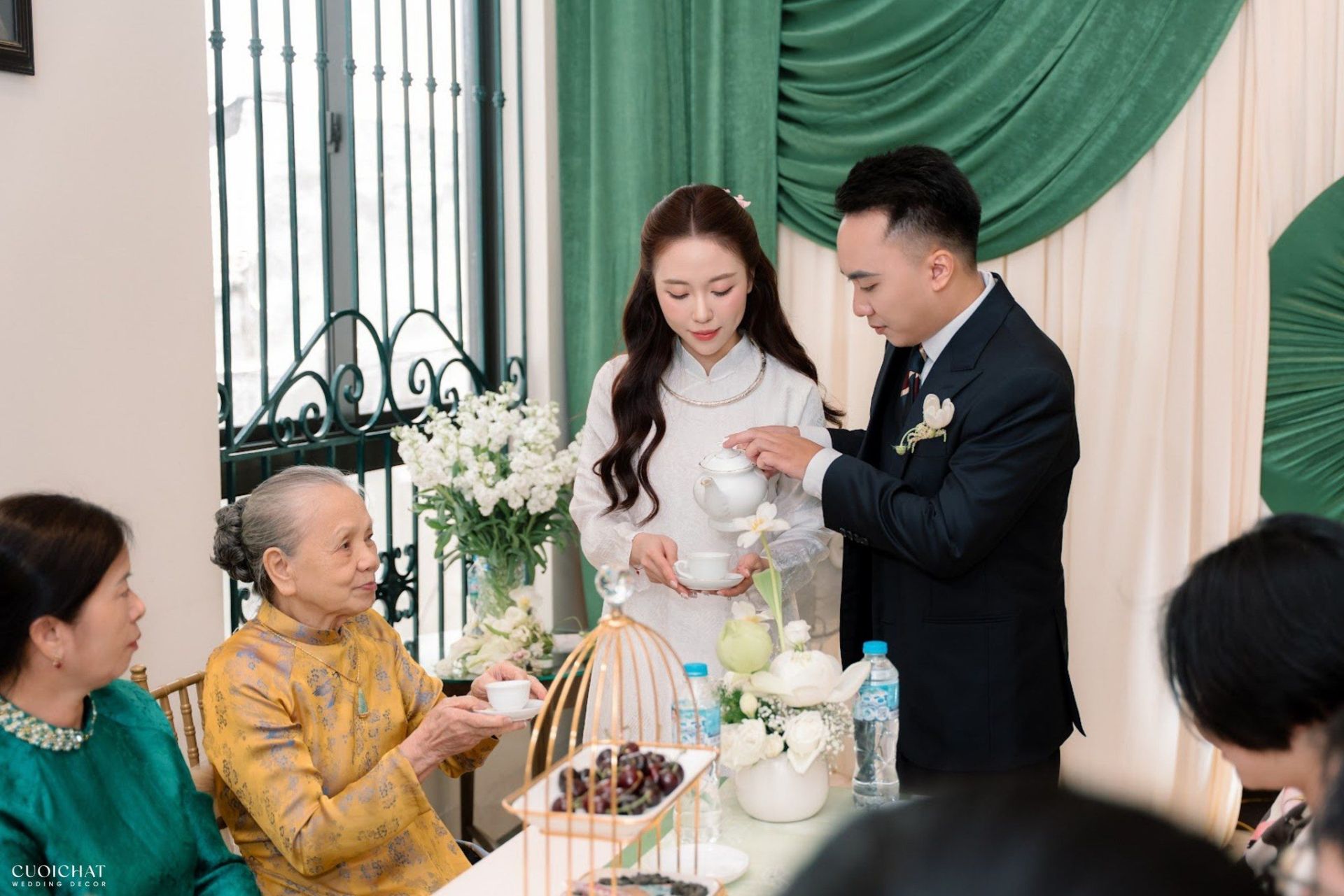 Lễ dạm ngõ chỉ cần sự tham gia của đại diện hai bên gia đình (Ảnh: TIFF.vn)