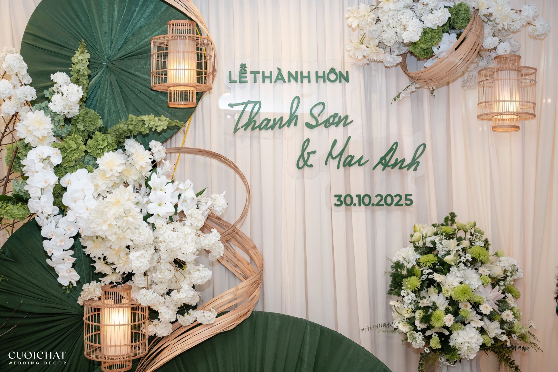 trang-tri-tu-gia-cuoi-thanh-son-mai-anh-tai-ha-noi